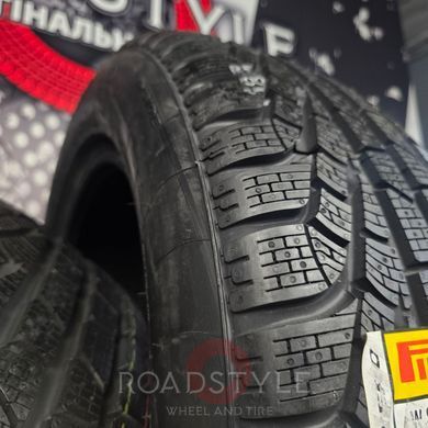 Зимові шини 225/60R17 99H Pirelli Winter Sottozero 2 * RFT