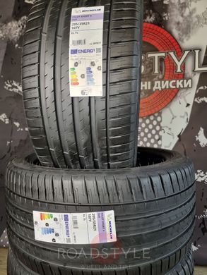 Літні шини 295/35 R21 107Y XL Michelin Pilot Sport 4 SUV