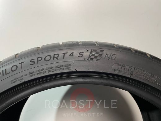 Летние шины пара Michelin Pilot Sport 4S 305/30 R20 103Y XL N0