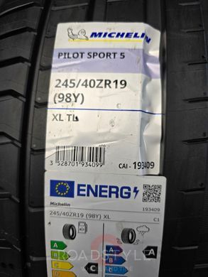 Summmer Tires 245/40 R19 98Y XL Michelin Pilot Sport 5