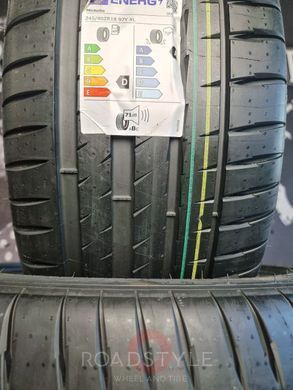 Summer Tires 245/40 R18 97Y XL Michelin Pilot Sport 4