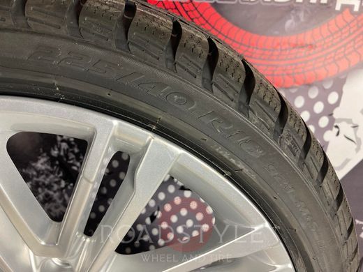 Winter tires 225/40R18 92V Pirelli Winter Sottozero 3 XL FR AO