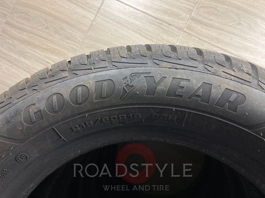 Зимові шини 215/60 R16 99H XL Goodyear UltraGrip Performance +